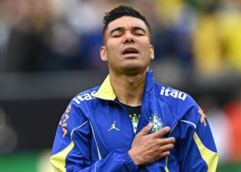 Casemiro comenta situação de Neymar e despista debate sobre protagonismo na Seleção