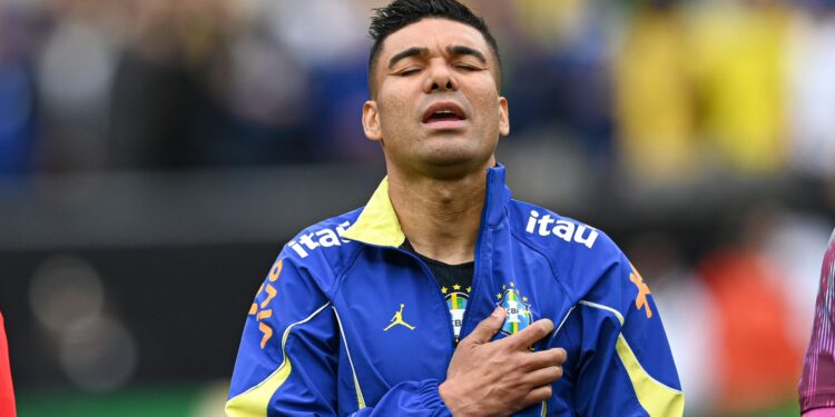 Casemiro comenta situação de Neymar e despista debate sobre protagonismo na Seleção