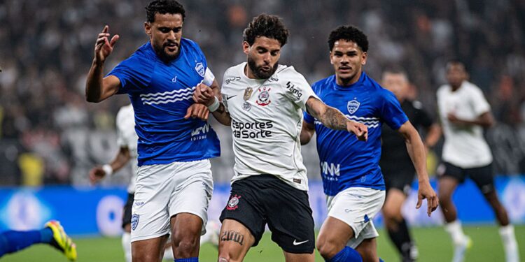 Lance do jogo entre Corinthians e Barra
