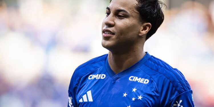 Kaio Jorge comemorando gol do Cruzeiro