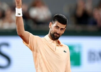 Djokovic comemorando em Roland Garros