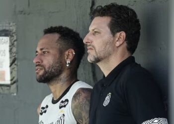 Elano vive o dia a dia do Santos com Neymar