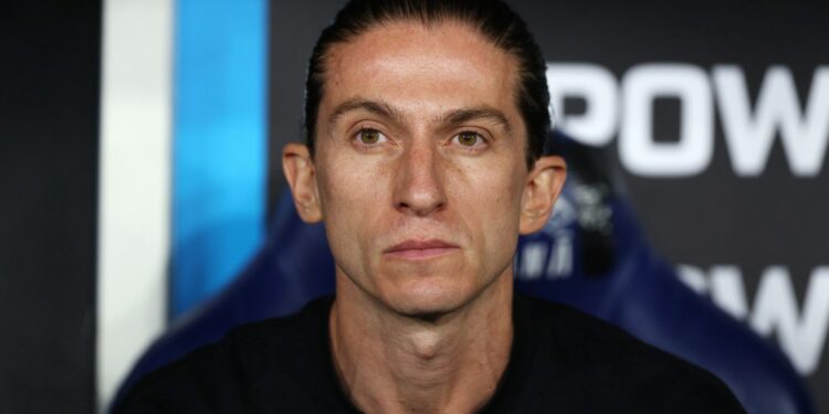Filipe Luís entra na mira do Chelsea para próxima temporada