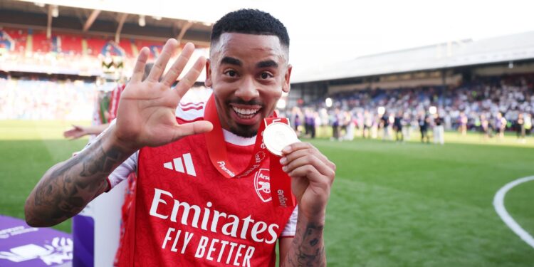 Gabriel Jesus definiu o seu futuro, o atacante quer permanecer no Arsenal e cumprir o contrato que vai até junho de 2027.