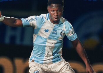 Lance do jogo entre Confiança e Grêmio