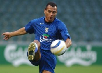 A caminho da Copa, Brasil revive seus maiores ídolos