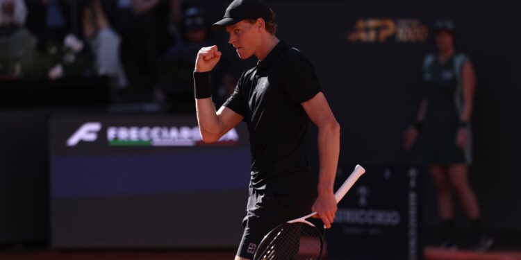 Jannik Sinner faz história em Roma e conquista sexto Masters 1000 seguido