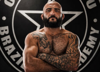 John Lineker é um dos astros do Liga Monstro Combate 1 - Foto: Divulgação/LMC