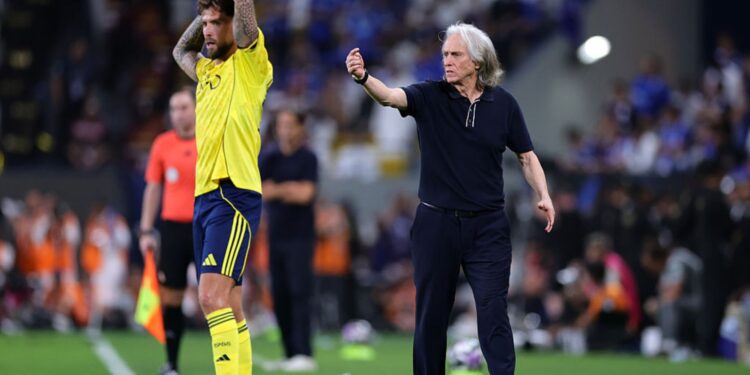 Jorge Jesus em jogo do Al-Nassr