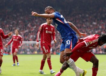 Lance do jogo entre Liverpool e Chelsea