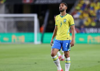 Matheus Cunha abre o jogo sobre Neymar seguir com a camisa 10 da Seleção