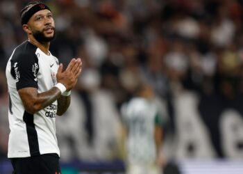 Memphis ganha alerta da Holanda e precisa provar condição para ir à Copa