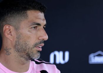 Suárez admitiu que aceitaria retornar caso fosse chamado para disputar a Copa do Mundo de 2026.