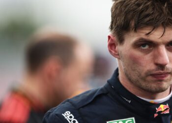 Max Verstappen fará sua estreia nas tradicionais 24 Horas de Nurburgring, na Alemanha.