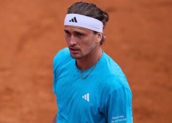 Zverev perdeu para o italiano Luciano Darderi nas oitavas de final do torneio.
