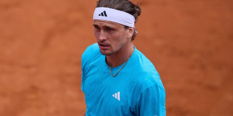 Zverev perdeu para o italiano Luciano Darderi nas oitavas de final do torneio.