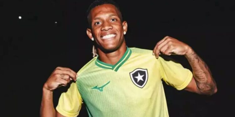 Amarelo vira aposta de marketing de clubes brasileiros e marcas para a Copa do Mundo