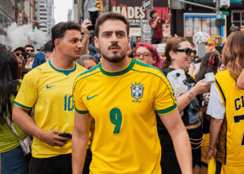 Jon Vlogs bate canais de TV e entra no top 10 de audiência da Copa do Mundo
