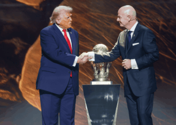 O presidente da Fifa, Infantino, confirmou que Donald Trump, participará da entrega da taça ao campeão ao lado do dirigente.