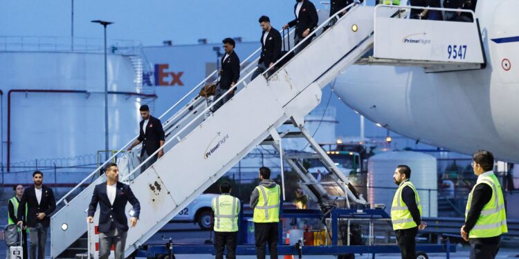 Delegação iraniana chegando em Tijuana, no México (Crédito: Getty Images)