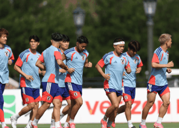 Jap&atilde;o e Su&eacute;cia se enfrentam &agrave;s 20h (de Bras&iacute;lia), em duelo decisivo para a defini&ccedil;&atilde;o dos classificados da chave.