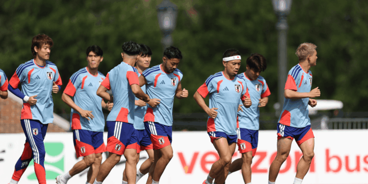 Japão e Suécia se enfrentam às 20h (de Brasília), em duelo decisivo para a definição dos classificados da chave.