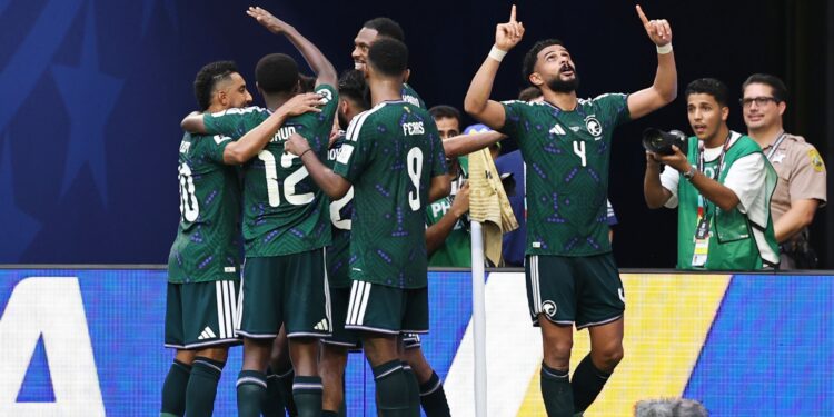 Comemoração da Arábia Saudita em gol contra o Uruguai (Crédito: Getty Images)