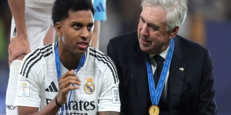 Em carta aberta na Inglaterra, Rodrygo revela segredo de Ancelotti no vestiário do Brasil