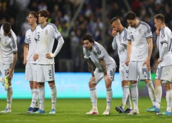 Itália cogita técnico estrangeiro após ser a primeira campeã mundial fora de três Copas seguidas