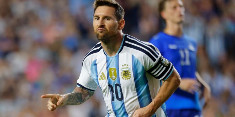 Messi demonstra confiança na Argentina antes da estreia na Copa do Mundo