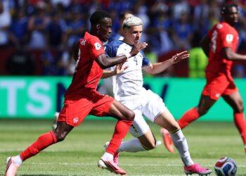Canadá estreia na Copa do Mundo e empata com a Bósnia em jogo disputado em Toronto