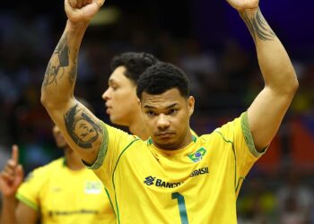 Brasil vence a S&eacute;rvia em Bras&iacute;lia e segue invicto na Liga das Na&ccedil;&otilde;es de V&ocirc;lei