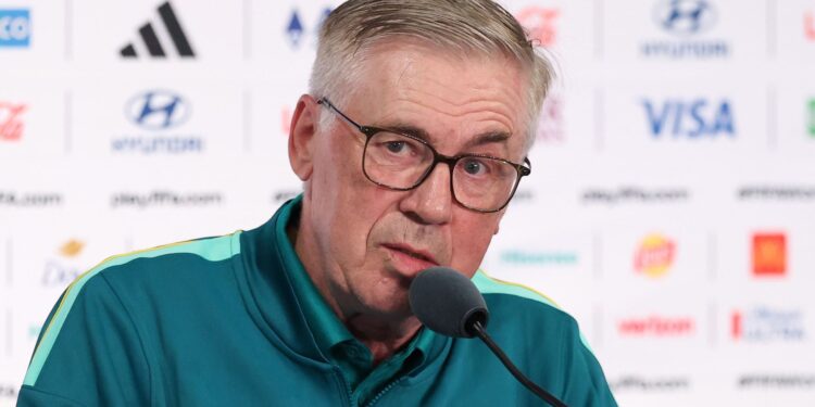 Brasil estreia na Copa do Mundo com mais uma formação inédita sob o comando de Carlo Ancelotti
