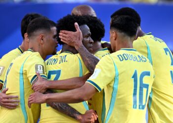 Vinicius Júnior abriu o placar para o Brasil