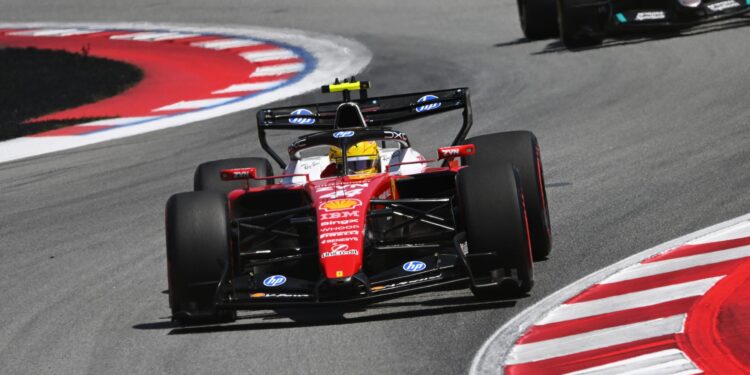 Hamilton tem vitória histórica em Barcelona e garante o primeiro triunfo do britânico com a Ferrari