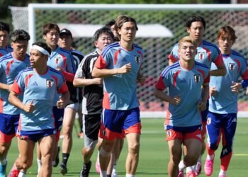 Holanda x Jap&atilde;o marca a estreia das sele&ccedil;&otilde;es no Grupo F da Copa do Mundo