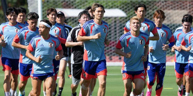 Holanda x Japão marca a estreia das seleções no Grupo F da Copa do Mundo