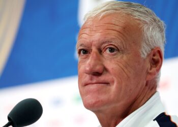 Deschamps fala sobre favoritismo e projeta estreia da Fran&ccedil;a contra Senegal no Mundial
