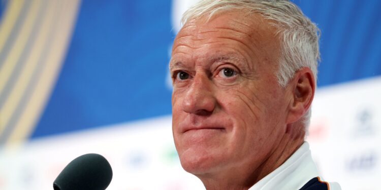 Deschamps fala sobre favoritismo e projeta estreia da França contra Senegal no Mundial