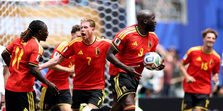 Bélgica busca reação após sair atrás do placar contra o Egito na estreia da Copa do Mundo