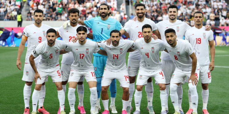 Irã vive polêmica fora de campo após estreia na Copa do Mundo
