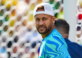 Neymar participa de atividade física durante recuperação com a Seleção Brasileira nos Estados Unidos