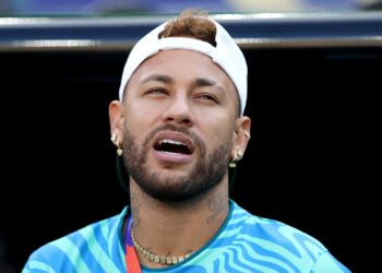 Neymar segue recupera&ccedil;&atilde;o nos Estados Unidos e desfalca o Brasil contra o Haiti
