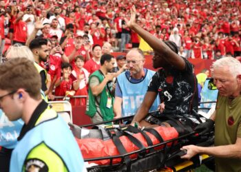 Kon&eacute; agradeceu o apoio dos companheiros ap&oacute;s a les&atilde;o que o tirou da Copa do Mundo
