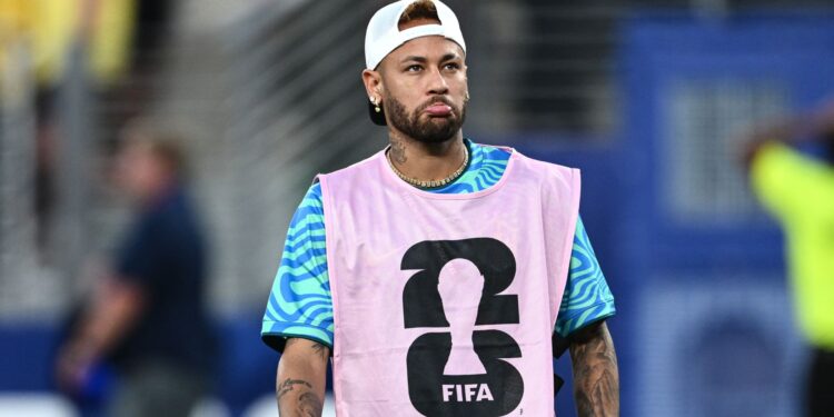 Neymar foi citado por Lula durante evento em Belo Horizonte ao comentar a ausência do atacante na Seleção