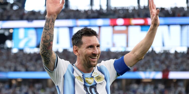 Messi comemora classificação da Argentina após atuação decisiva na Copa do Mundo