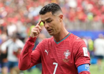 Cristiano Ronaldo se irrita com perguntas sobre Messi após a goleada de Portugal na Copa do Mundo