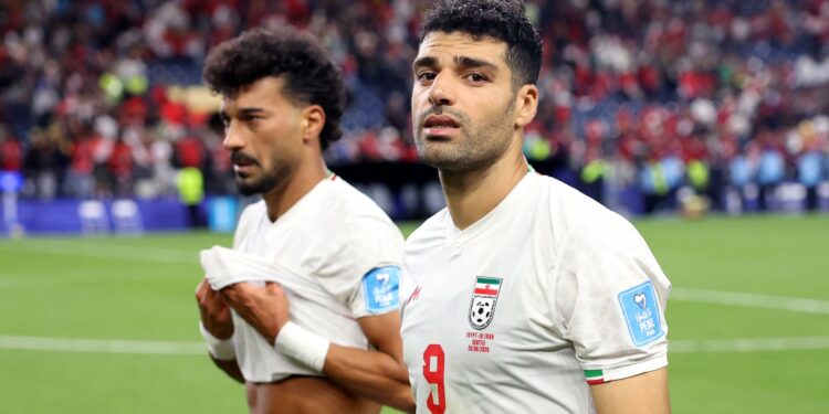 Taremi critica a Fifa após o empate do Irã com o Egito e cobra soluções para os problemas logísticos na Copa do Mundo