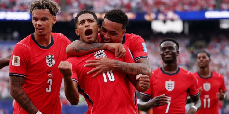 Bellingham e Harry Kane marcaram os gols da vitória inglesa