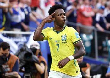 Brasil encara o Japão na segunda fase da Copa do Mundo após terminar a fase de grupos na liderança